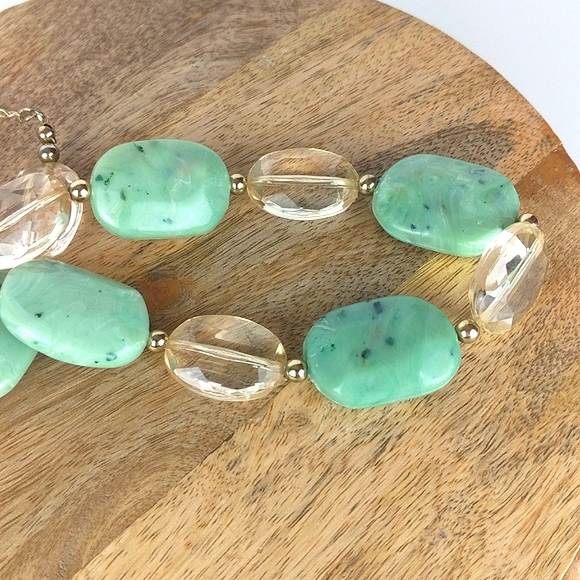 Seafoam Green Necklace - Picture 7 of 9